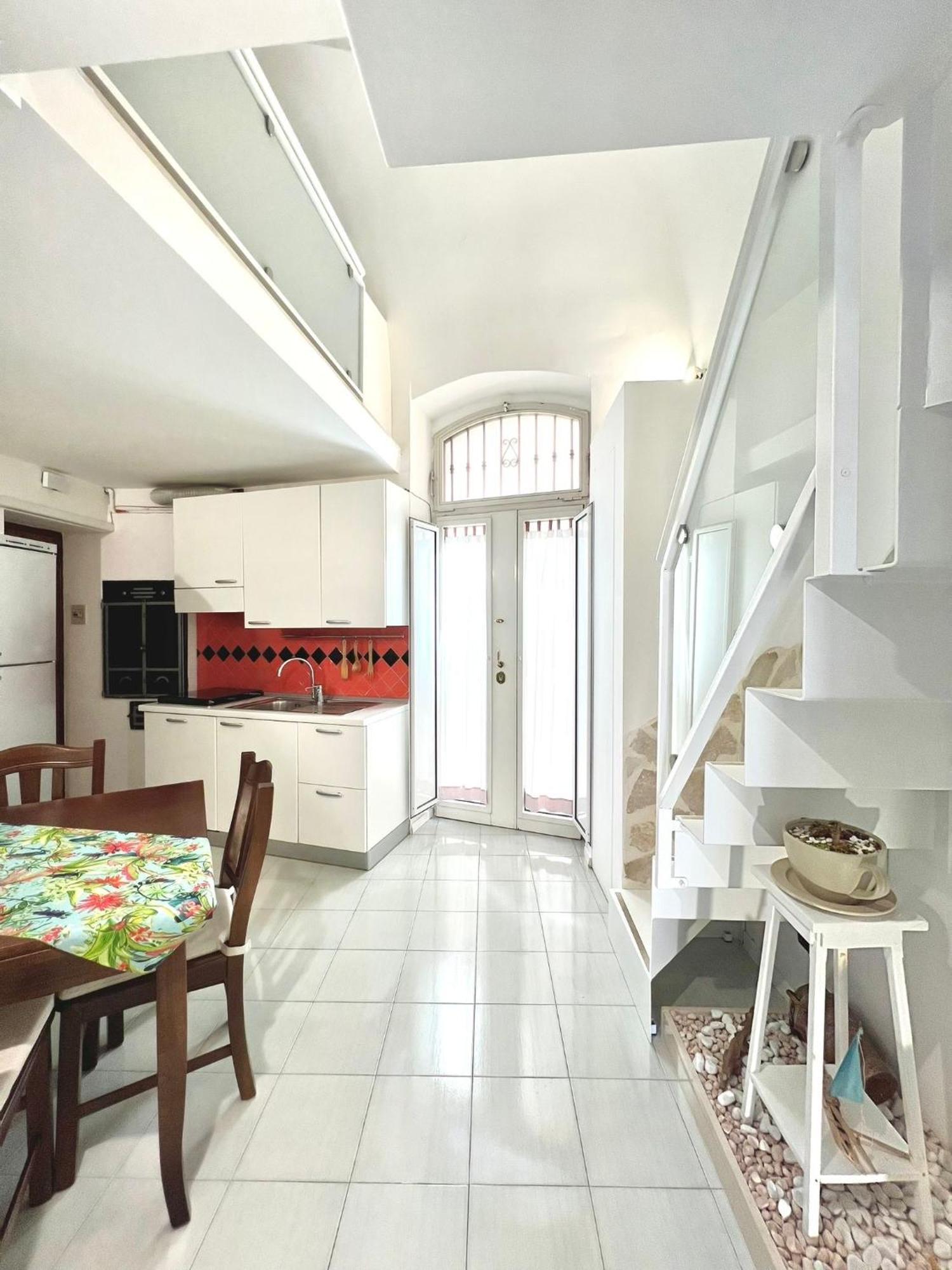 Torrione Apartment โจวีนัซโซ ภายนอก รูปภาพ