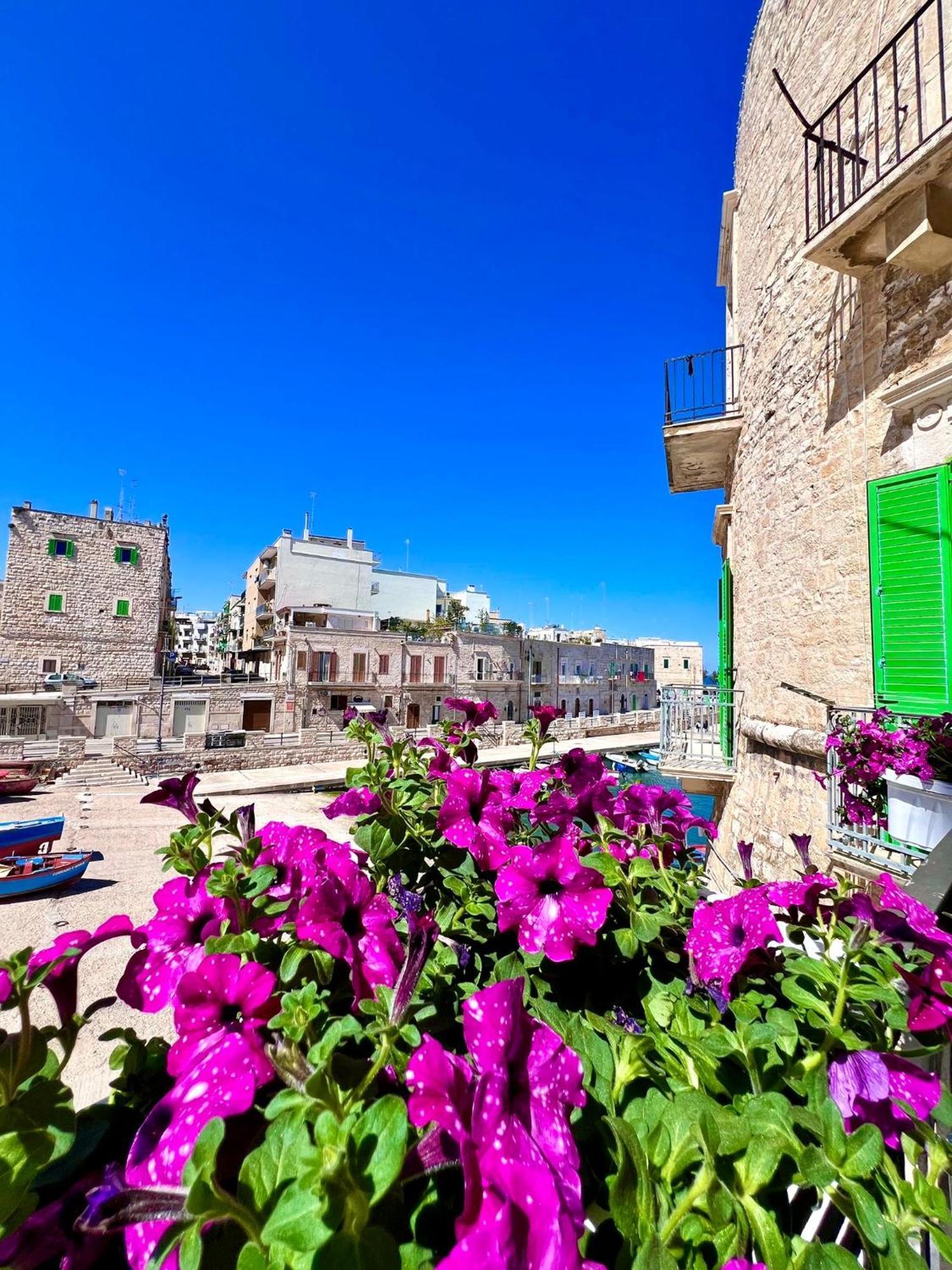 Torrione Apartment โจวีนัซโซ ภายนอก รูปภาพ