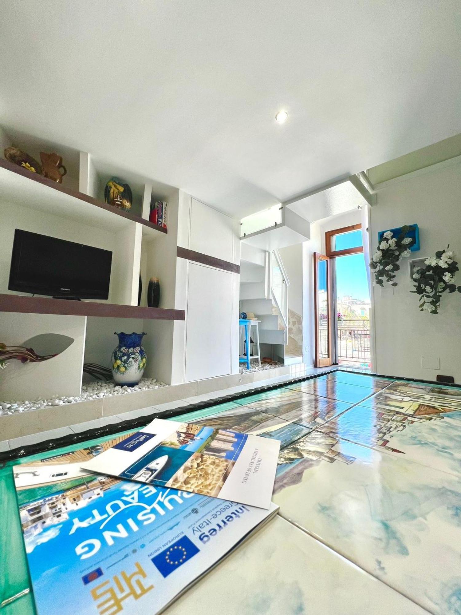 Torrione Apartment โจวีนัซโซ ภายนอก รูปภาพ