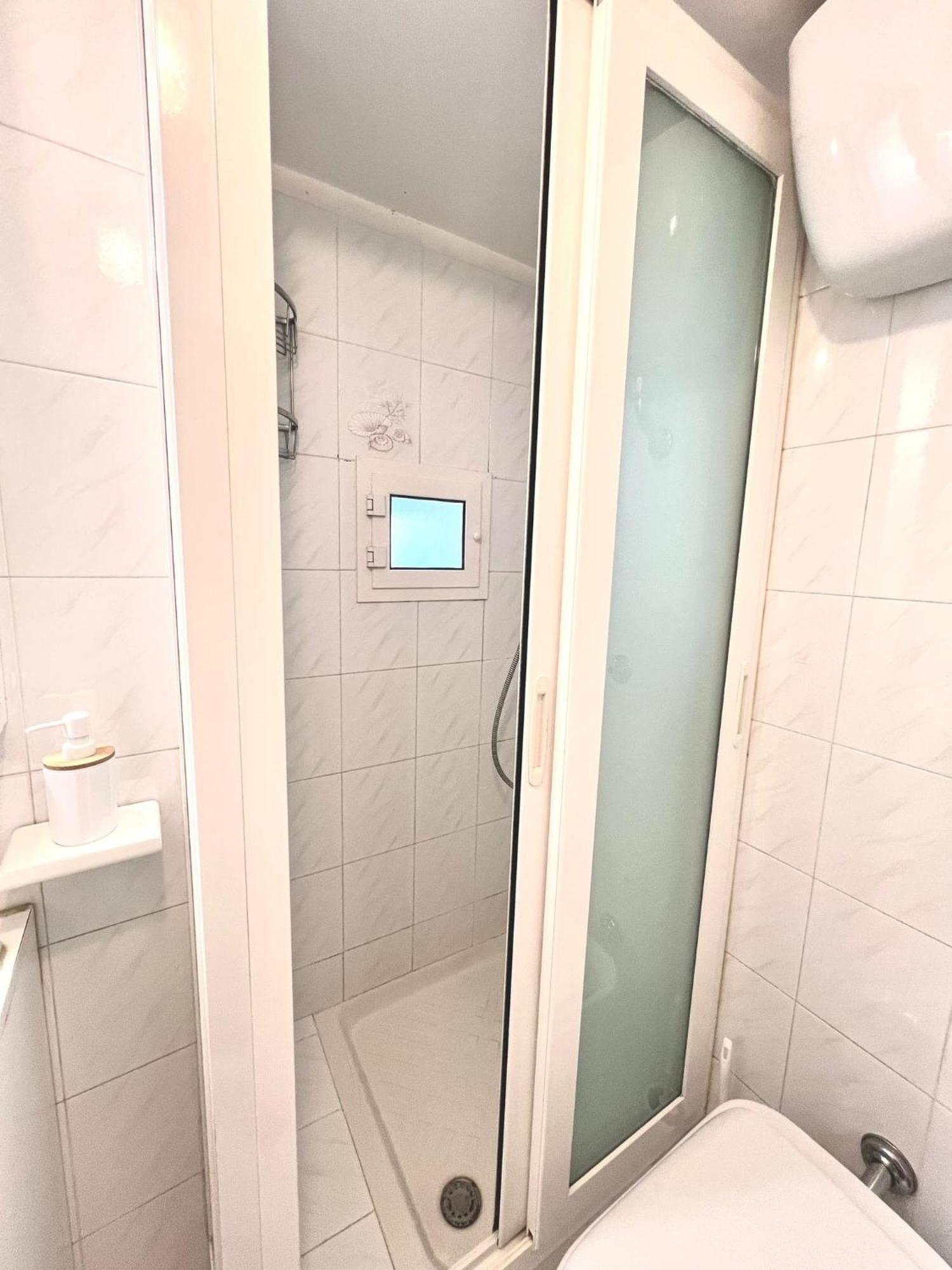 Torrione Apartment โจวีนัซโซ ภายนอก รูปภาพ
