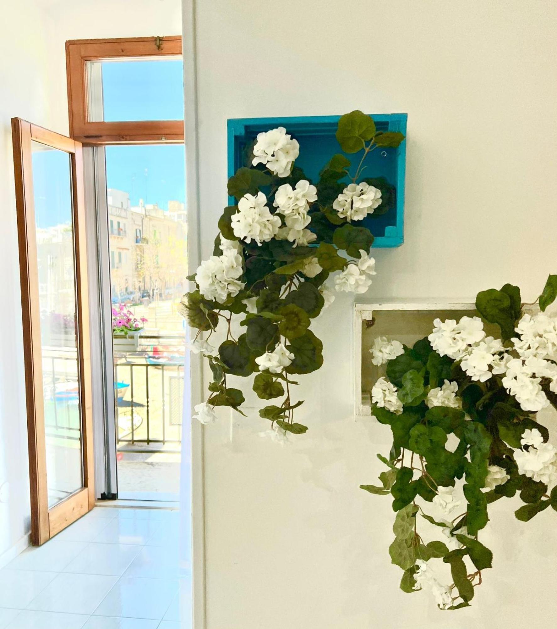 Torrione Apartment โจวีนัซโซ ภายนอก รูปภาพ